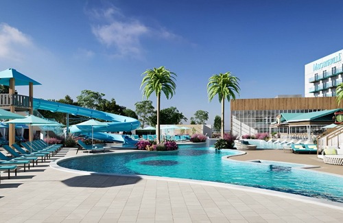 I-435 West KC-KS Hotel | Inviting Tropical Room Close to Kansas City Highlights Like Legends Outlets