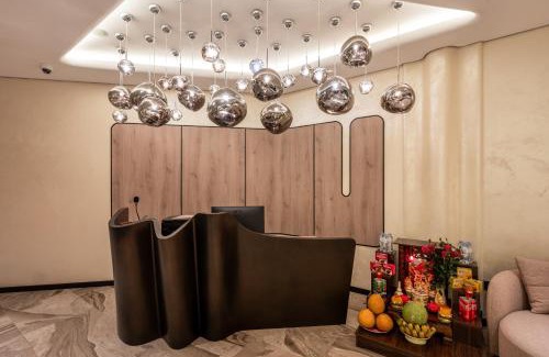 Ngoc Khanh Hotel | iRest Signature Ba Dinh Lakeside