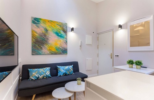 Guindalera Apartment | Iriarte Studio apartment in Madrid