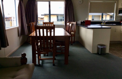Twizel House | Irishman Drive Retreat, free wifi.