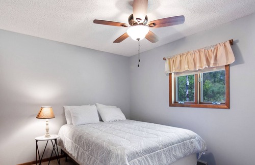 Wautoma House | Irogami Lake-Beautiful waterfront cottage on sandy clean lake! PONTOON! KAYAKS!
