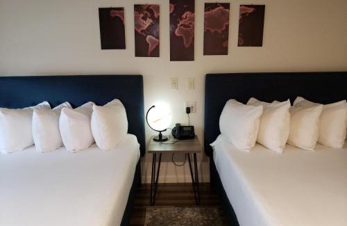 Cottonwood Hotel | Iron Horse Inn