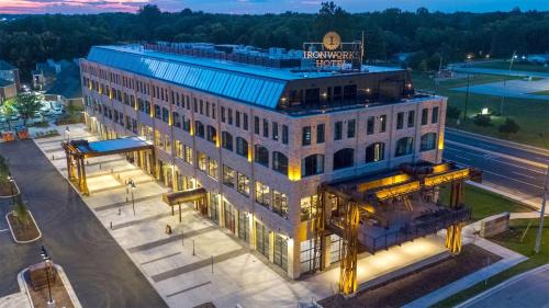 Indianapolis Hotel | Ironworks Hotel Indy