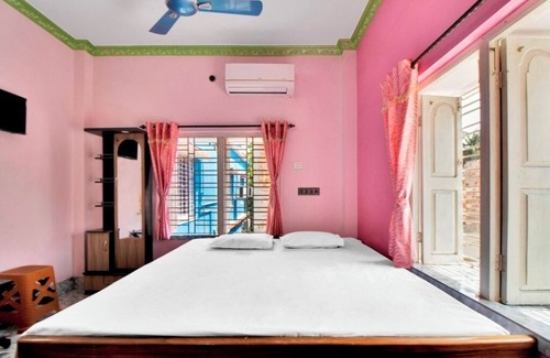 Basirhat Hotel | iROOMZ Tilottama Guest House
