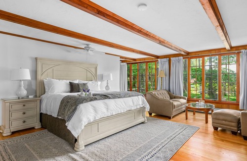 Dennis Bed & Breakfast | Isaiah Hall Bed & Breakfast Inn