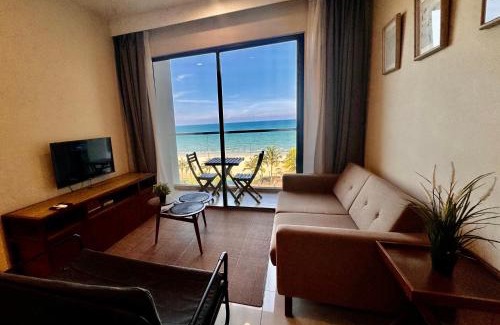 Kuantan Apartment | Isix Seaview 2R2B at Timurbay Pantai Balok Kuantan Pahang
