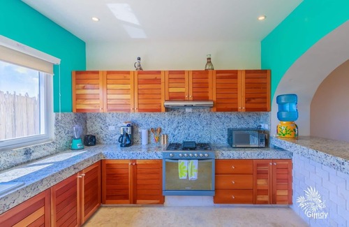 Isla Mujeres Condo | Isla 33 Stunning Oceanfront Villa Bienvenida