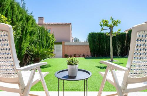 Miami Platja House | Isla Bonita