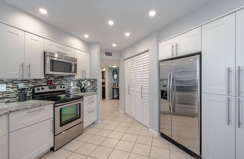 Isla del Sol Condo | Isla Del Sol Rentals St. Petersburg
