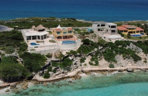 La Gloria House | Isla Mujeres' Finest Oceanfront Home Special Summer Rates!