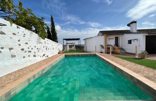 Villaviciosa de Cordoba House | Isla Virgen