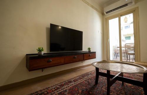 As-Sayidah Zaynab Apartment | Islamic Artsy Apartment in Downtown Cairo