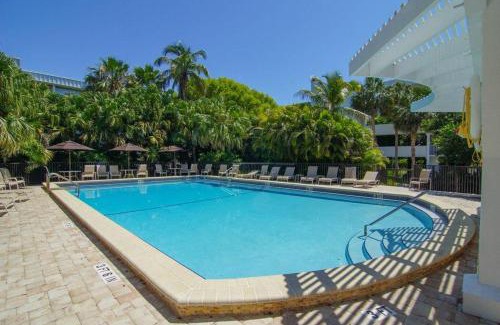 Sanibel House | Island Beach Club #360D