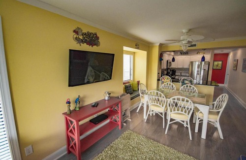 Atlantic Beach Apartment | Island Beach & Racquet Club H-205
