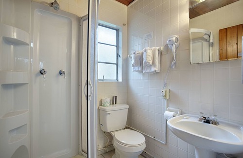 Venice Hotel | Island Breeze Inn
