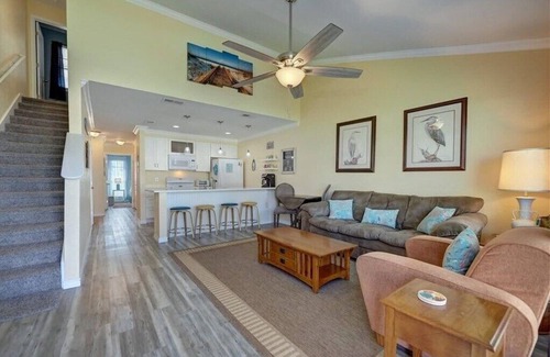 Port Aransas Condo | Island Dunes Condo's-#1204-One Block from Beach.