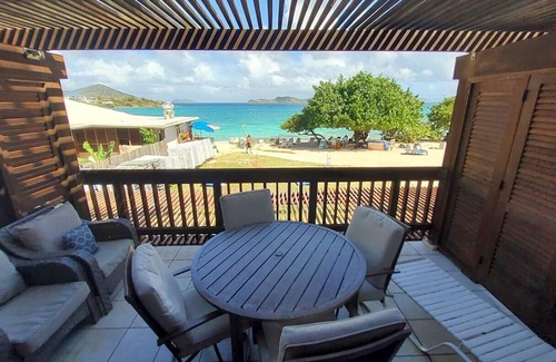 Red Hook House | Island Escape @Sapphire Beach
