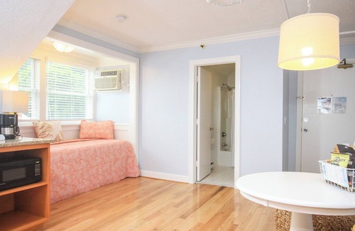 Mackinac Island Hotel | Island House Hotel