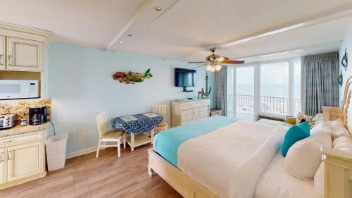 Treasure Island Hotel | Island Inn Beach Resort