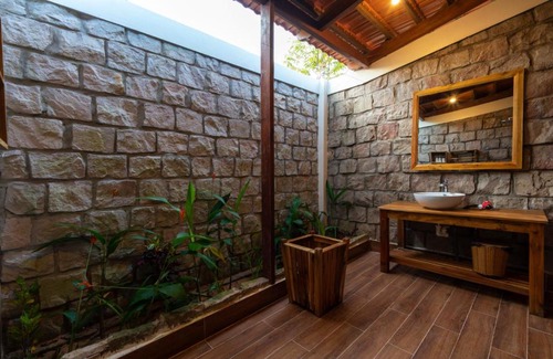 Ong Lang Cabin | Island Lodge