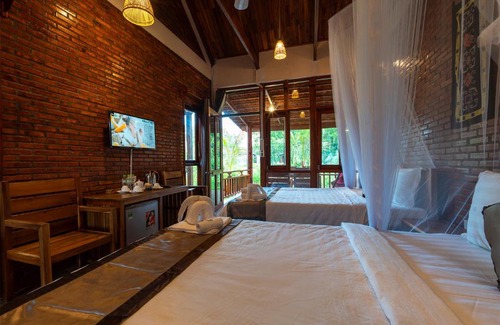 Ong Lang Cabin | Island Lodge