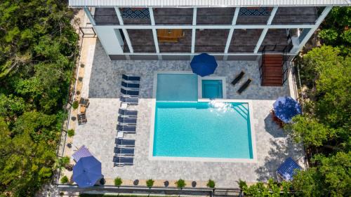 Gulf Pines House | Island Oasis by Travel Life Vacations