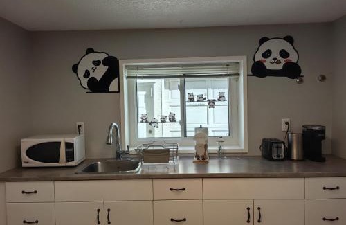 Saanich East Apartment | Island Panda Paradise in Victoria
