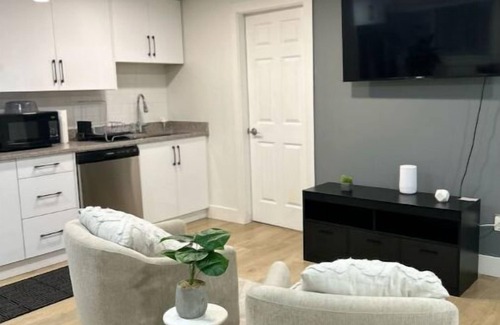 Langford Apartment | Island Retreat - Relax & Explore