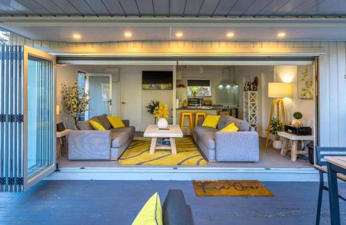 Ostend House | Island Sanctuary - Waiheke Holiday Home