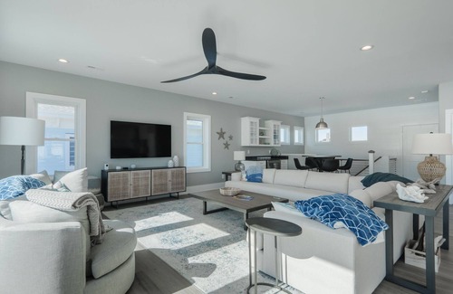 Surf City House | Island Time #134 Oceanfront Luxury Vacation Home, Sleeps 14!
