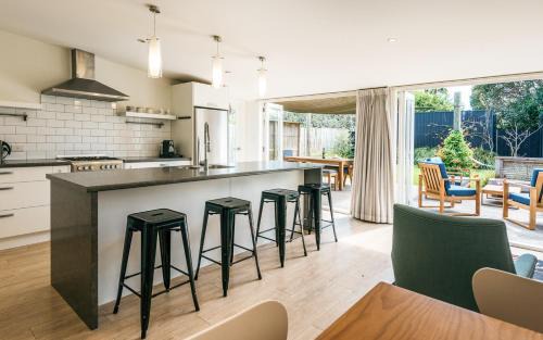 Blackpool House | Island Time