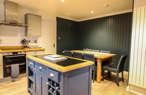 Glencoe Cottage | Island View House