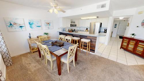 Fort Walton Beach Apartment | Islander Beach Resort 6007