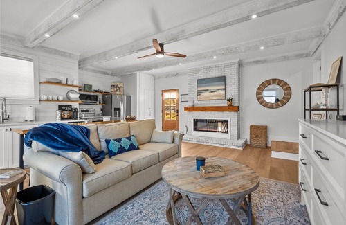 Emerald Isle House | Isle Dream - Sound and Oceanside Access