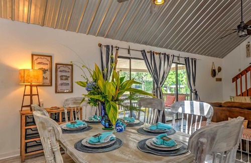 Midway House | Isle of Wight Tri-Level Home with Private Boat Dock!