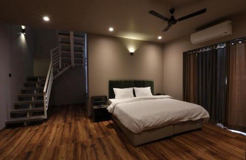 Nashik House | Isola Luxury Farm Suites