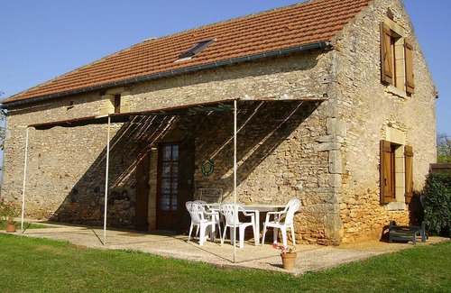 Cassagnes House | Isolated house in the countryside between Cahors and Sarlat in the Dordogne lot