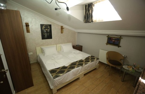 Gumussuyu Mahallesi Apartment | ISTANBYL-Double bedroom 4