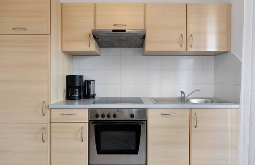 St. Pauls Apartment | Apartment 'Golden' with Mountain View, Shared Terrace and Wi-Fi