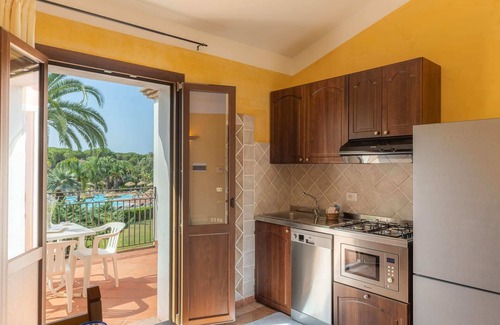 Santa Margherita di Pula Apartment | Classical Res BaiaDellePalme-Studio sleep 2 person