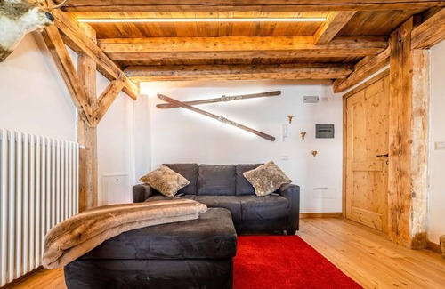 Livinallongo del Col di Lana Apartment | Three-Bedroom Apartment