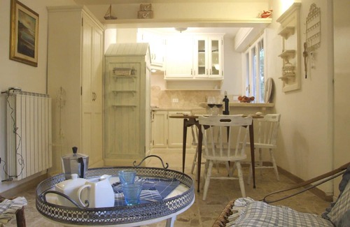Marina di Castagneto Carducci Apartment | Beautiful apartment for 4 people with WIFI and TV