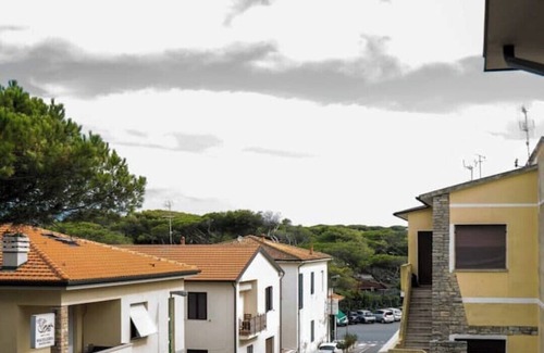 Marina di Castagneto Carducci Apartment | [Sea View] Elegant Apartment with Balcony