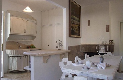 Marina di Castagneto Carducci Apartment | Azalea 7+3 - Three Bedroom Apartment, Sleeps 10