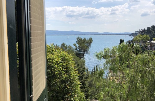 Porto Santo Stefano Villa | Punta Nera, beautiful villa directly by the sea
