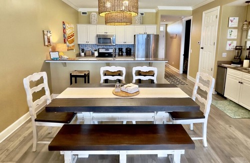 Orange Beach East Condo | It's A Shore Thing! Regency Isle #402