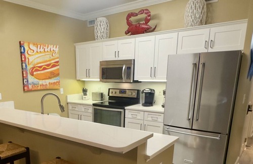Orange Beach East Condo | It's A Shore Thing! Regency Isle #402