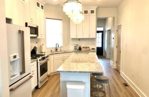 Indianapolis House | It's All Good - Two Homes Sleeps 18