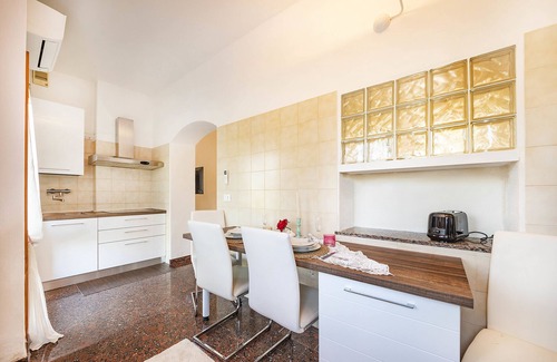 Bardolino Apartment | Villa Santa Maria - Giardino privato - vista fiume
