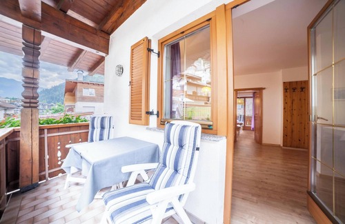 San Martino in Passiria Apartment | Holiday Apartment ‘Sonnenparadies 3’ with Mountain View, Wi-Fi & Garden
